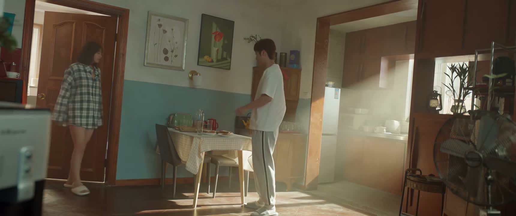 我是不是动静太大 把你吵醒了